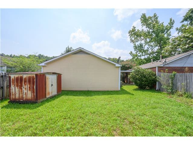 HUD Home — 1849 Woodvine Ln, Birmingham, AL 35215 - photo 2