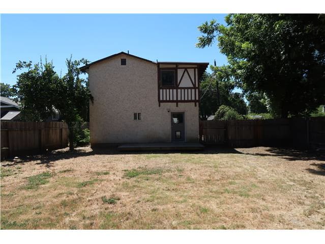 HUD Home — 2390 Brown St, Durham, CA 95938 - photo 2