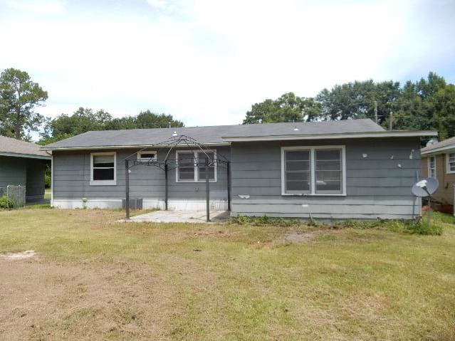 HUD Home — 313 Petal Dr, Petal, MS 39465 - photo 2