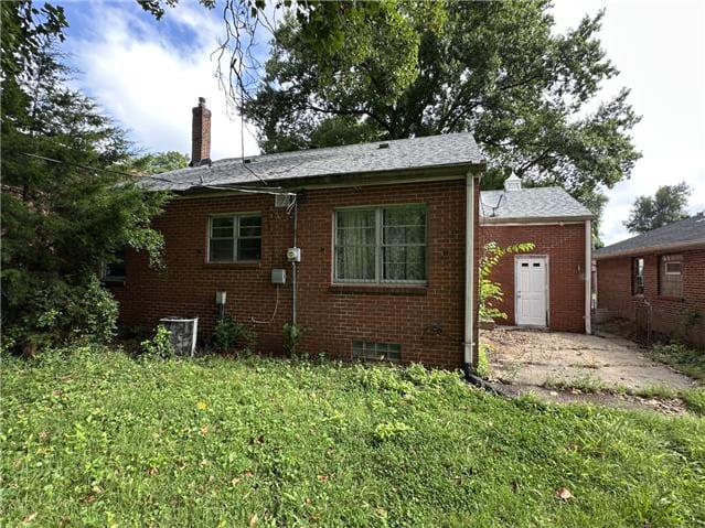 HUD Home — 6908 Ira Ave, Saint Louis, MO 63121 - photo 2