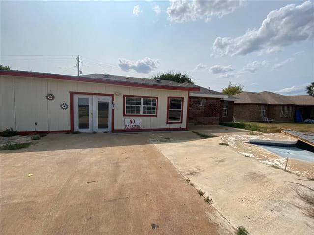 HUD Home — 346 Falcon Blvd, Eagle Pass, TX 78852 - photo 2