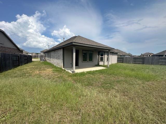 HUD Home — 23712 Pagliano Ct, New Caney, TX 77357 - photo 2