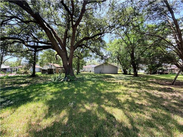 HUD Home — 1904 Wright Blvd, Baytown, TX 77520 - photo 2