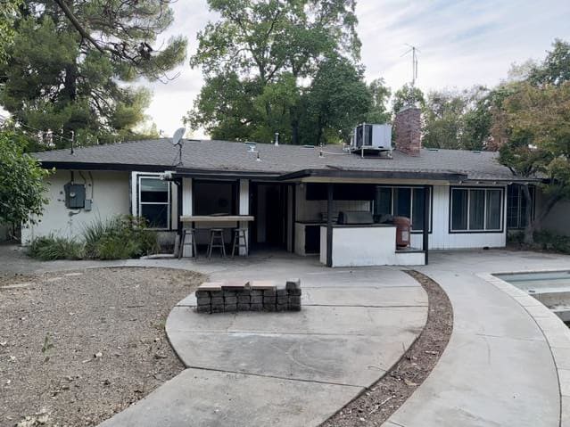 HUD Home — 5646 N Lafayette Ave, Fresno, CA 93711 - photo 2
