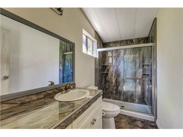 HUD Home — 213 Cavendish Dr, Hemet, CA 92545 - photo 3