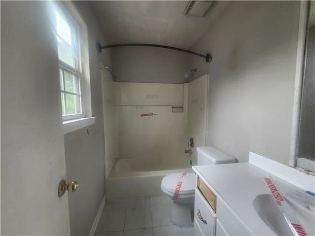 HUD Home — 130 Carraige Circle, Stockbridge, GA 30281 - photo 3