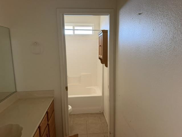 HUD Home — 3661 N Avra Rd, Golden Valley, AZ 86413 - photo 2