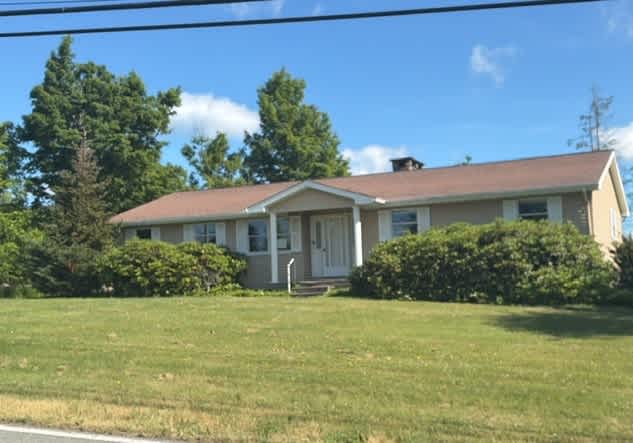 HUD Home — 1475 Fairview Rd, Scott Twp, PA 18411 - photo 1