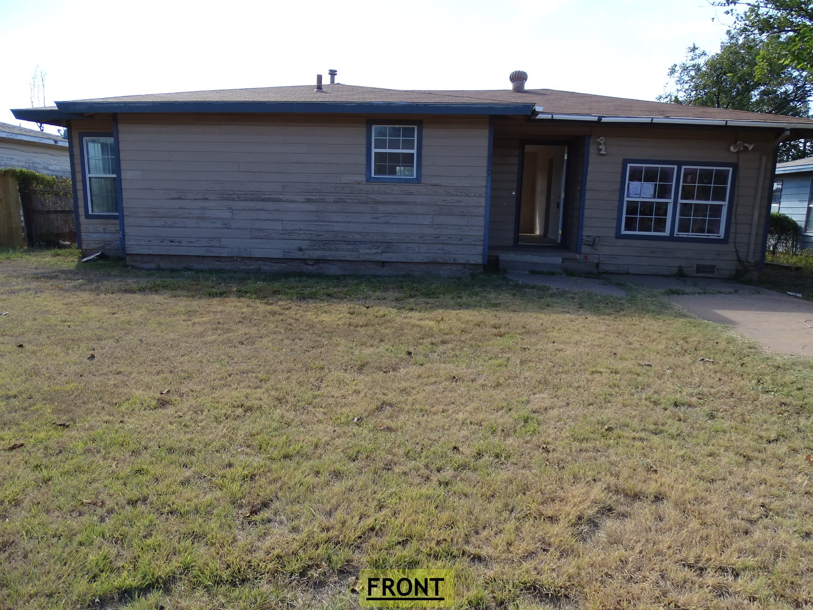 HUD Home — 330 Avenue M, Anson, TX 79501 — photo 1