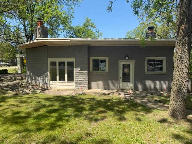 HUD Home — 1131 Kettering Str, Burton, MI 48509 - photo 1