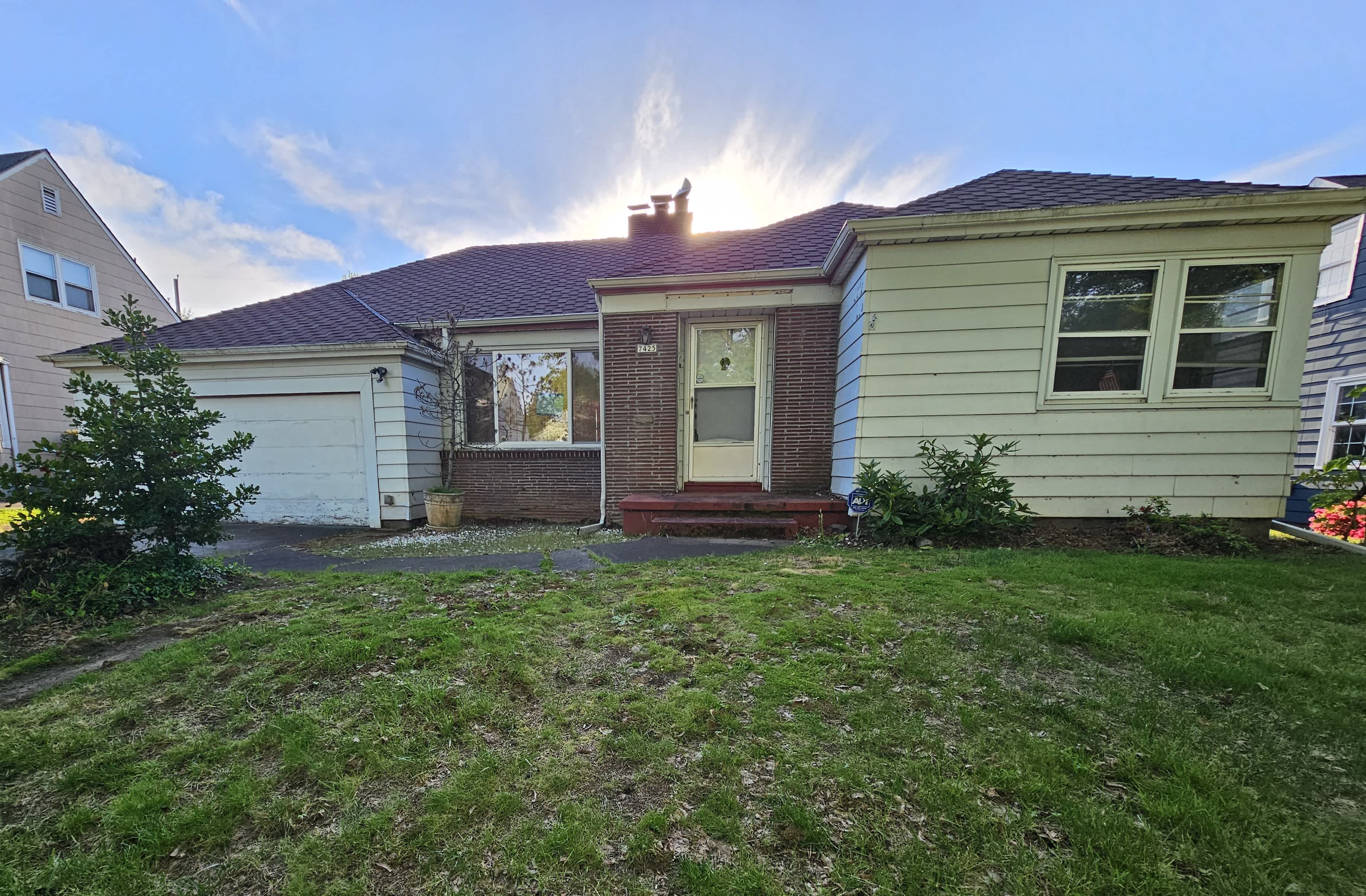 HUD Home — 7425 N Chase Ave, Portland, OR 97217 — photo 1