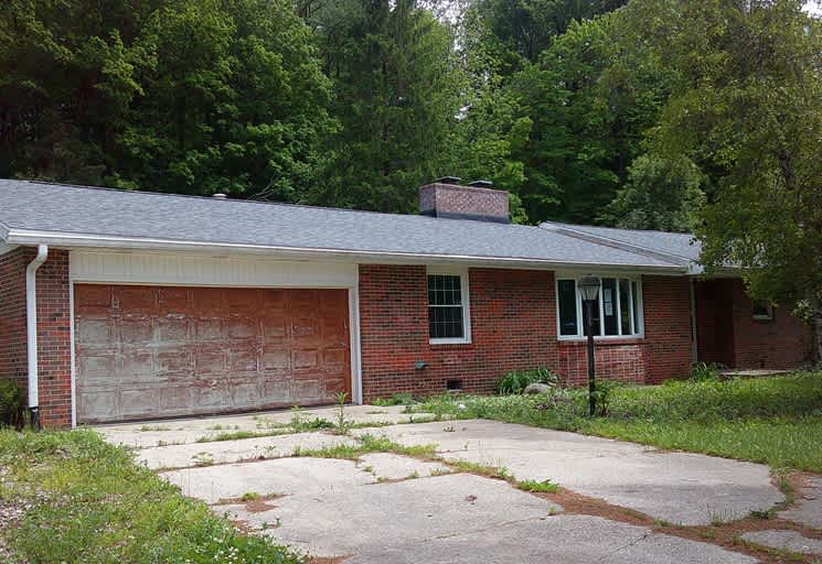 HUD Home — 7398 N Prairie Rd, Springport, IN 47386 — photo 1