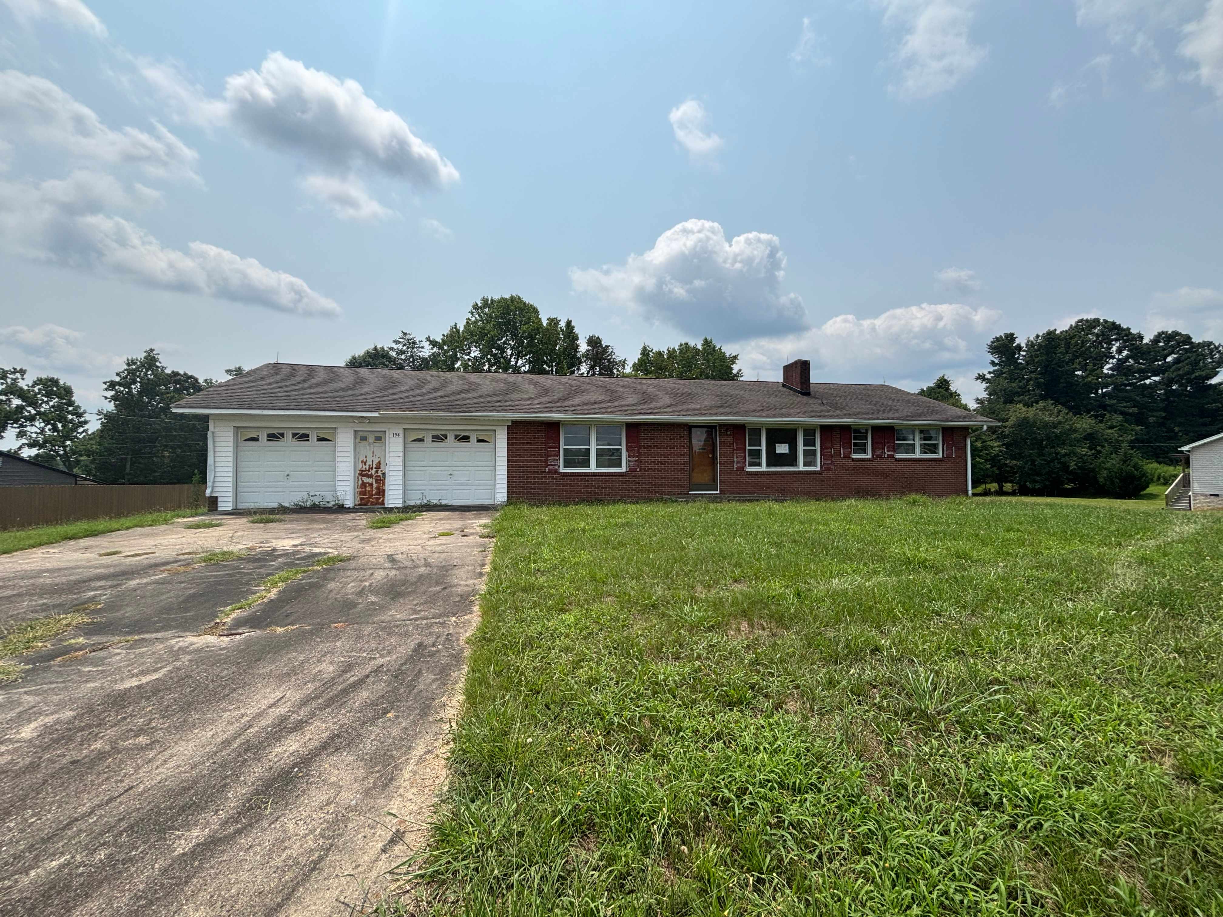 HUD Home — 194 Hanes Ln, Lexington, NC 27295 - photo 2