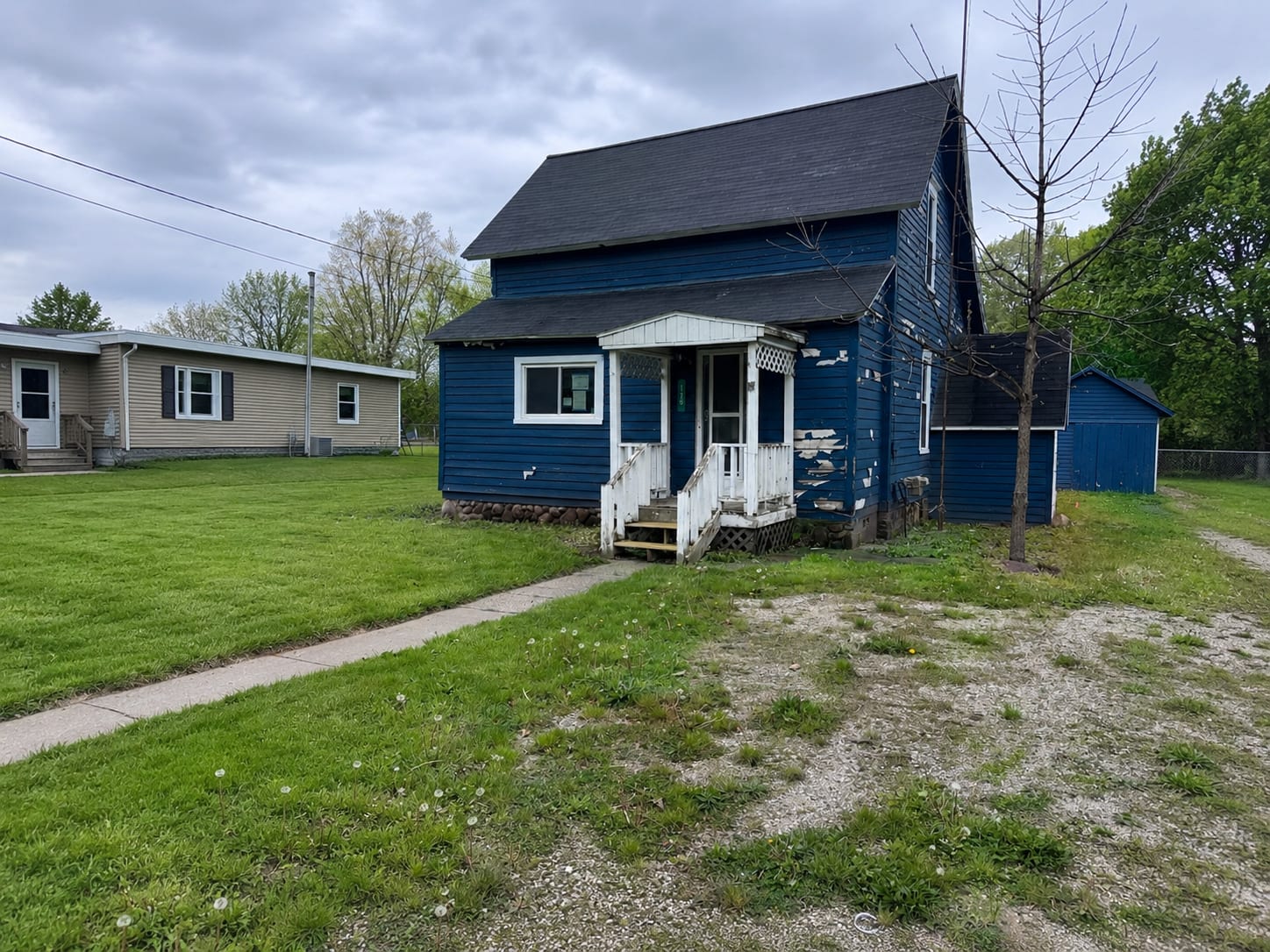 HUD Home — 125 N Chipewa St, Shepherd, MI 48883 — photo 1