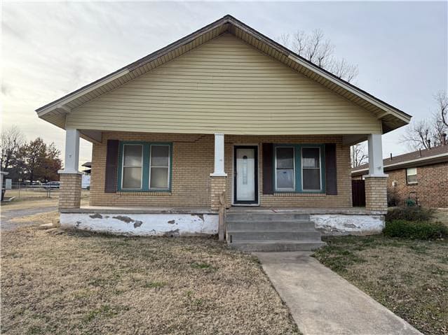 HUD Home — 203 N Rush Ave, Rush Springs, OK 73082 — photo 1