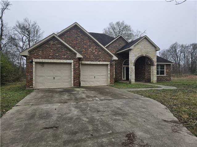 HUD Home — 936 County Road 4923, Dayton, TX 77535 — photo 1