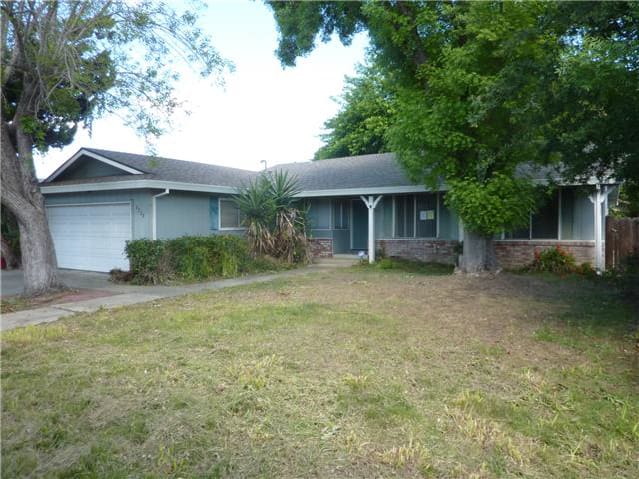 HUD Home — 8228 Richland Way, Stockton, CA 95209 — photo 1