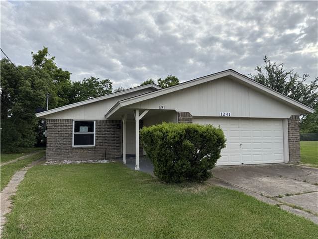 HUD Home — 1241 Grannis Ave, Port Arthur, TX 77640 — photo 1