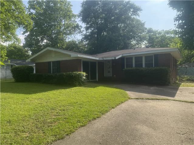 HUD Home — 112 Hudson Dr, Warner Robins, GA 31088 — photo 1