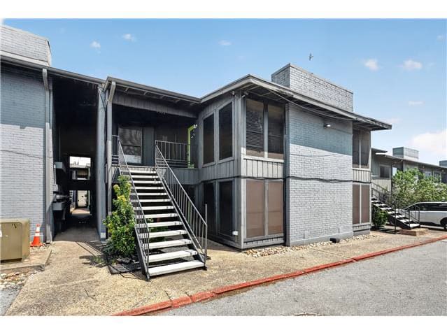 HUD Home — 909 Reinli St Unit 240, Austin, TX 78751 — photo 1