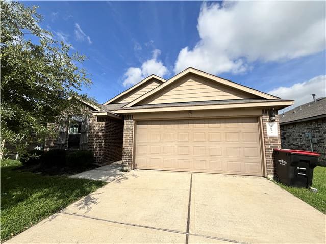 HUD Home — 1639 Mustang Canyon Way, Houston, TX 77049 — photo 1