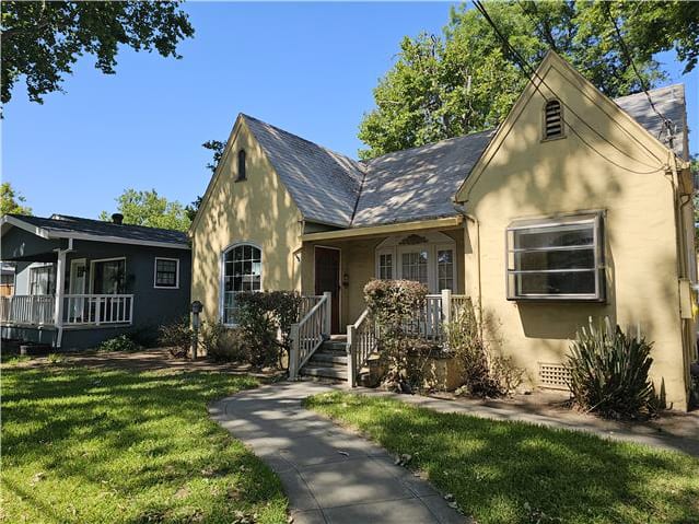 HUD Home — 536 Fourth St, Woodland, CA 95695 — photo 1