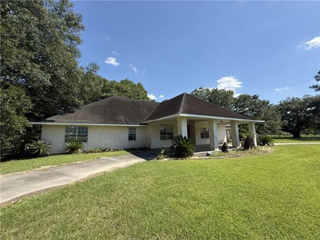 HUD Home — 37450 La Highway 16, Denham Springs, LA 70706 - photo 1