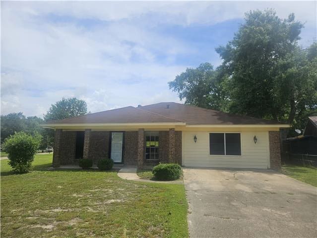 HUD Home — 5411 Monaco Drive, Pascagoula, MS 39567 - photo 1
