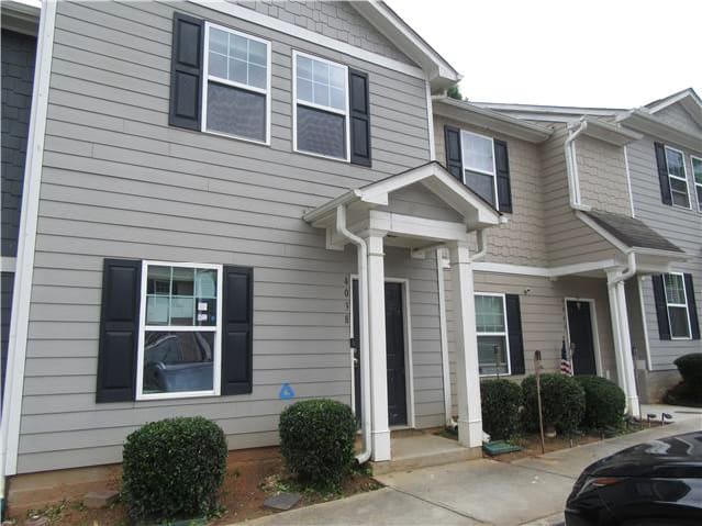 HUD Home — 4038 Braxton Pl SW, Atlanta, GA 30331 - photo 1