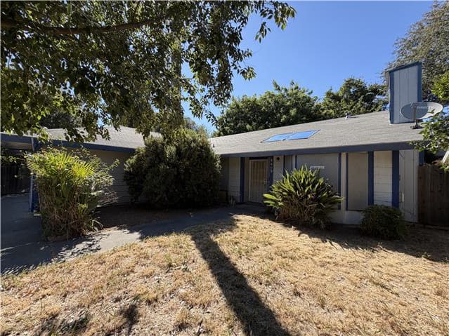 HUD Home — 4409 Galbrath Dr, Sacramento, CA 95842 - photo 1