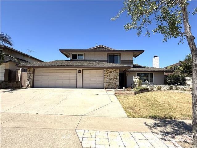 HUD Home — 231 N Redrock St, Anaheim, CA 92807 - photo 1
