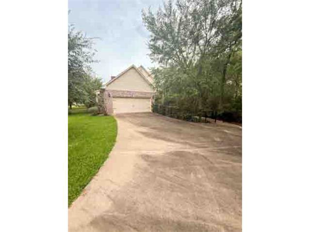 HUD Home — 3210 Elm Creek Ct, Bryan, TX 77807 - photo 1