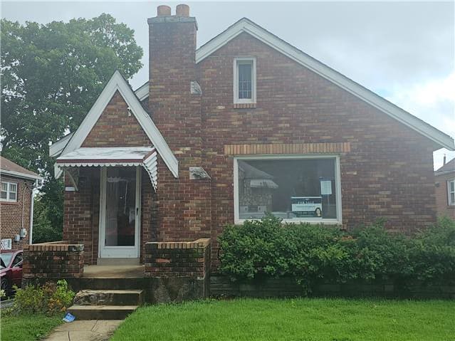 HUD Home — 6708 Edison Ave, Saint Louis, MO 63121 - photo 1