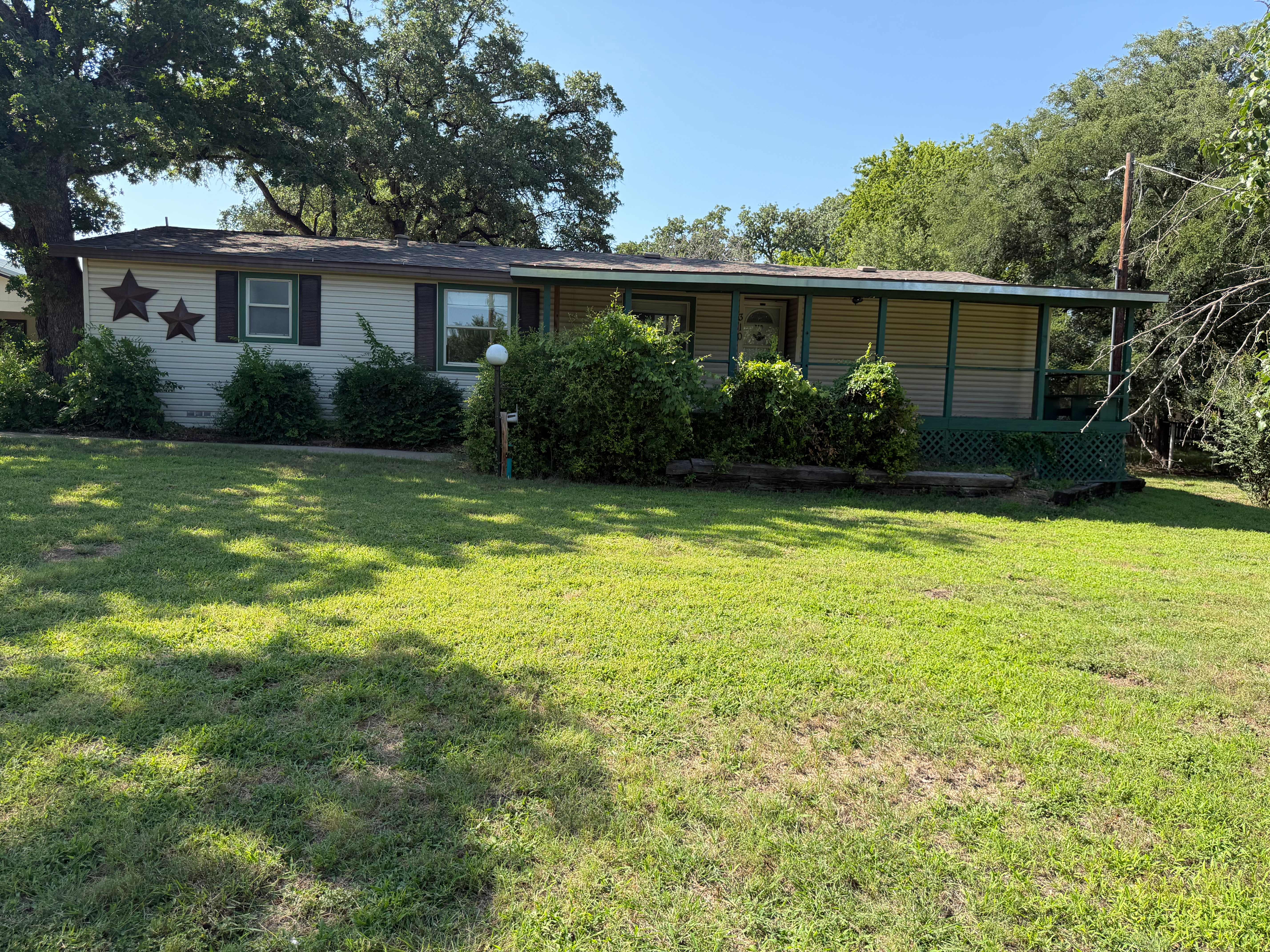 HUD Home — 310 Taurus Road, Granbury, TX 76049 - photo 1