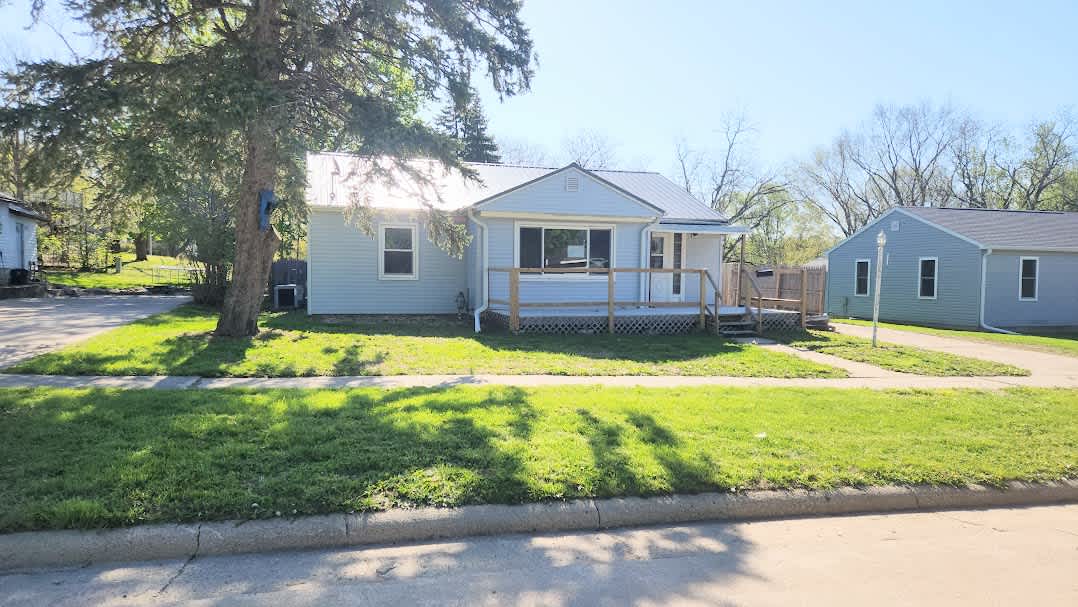 HUD Home — 505 S 8th St, Forest City, IA 50436 — photo 1
