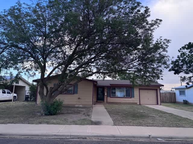 HUD Home — 414 E 56th St, Odessa, TX 79762 - photo 1