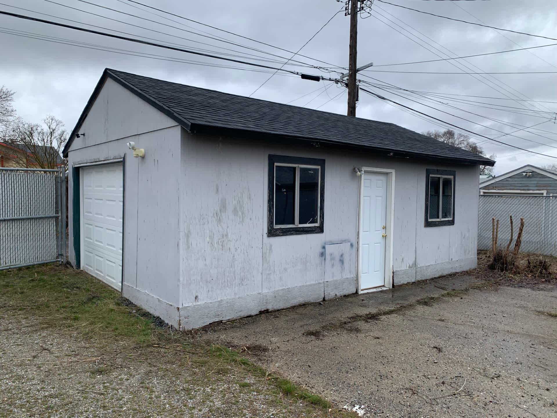 HUD Home — 1415 E Dalke Ave, Spokane, WA 99208 - photo 5
