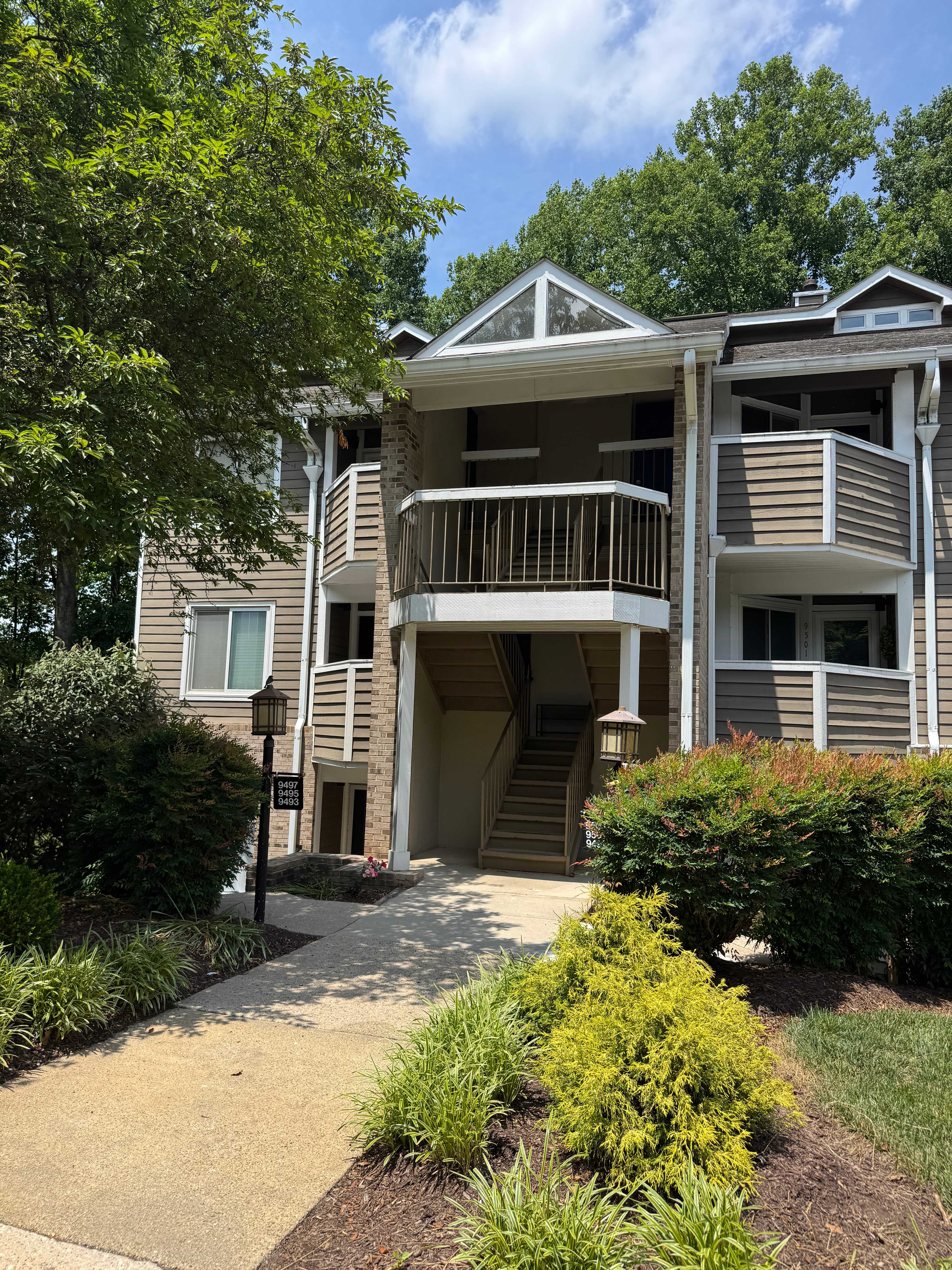 HUD Home — 9497 Hickory Limb Unit 301, Columbia, MD 21045 - photo 1