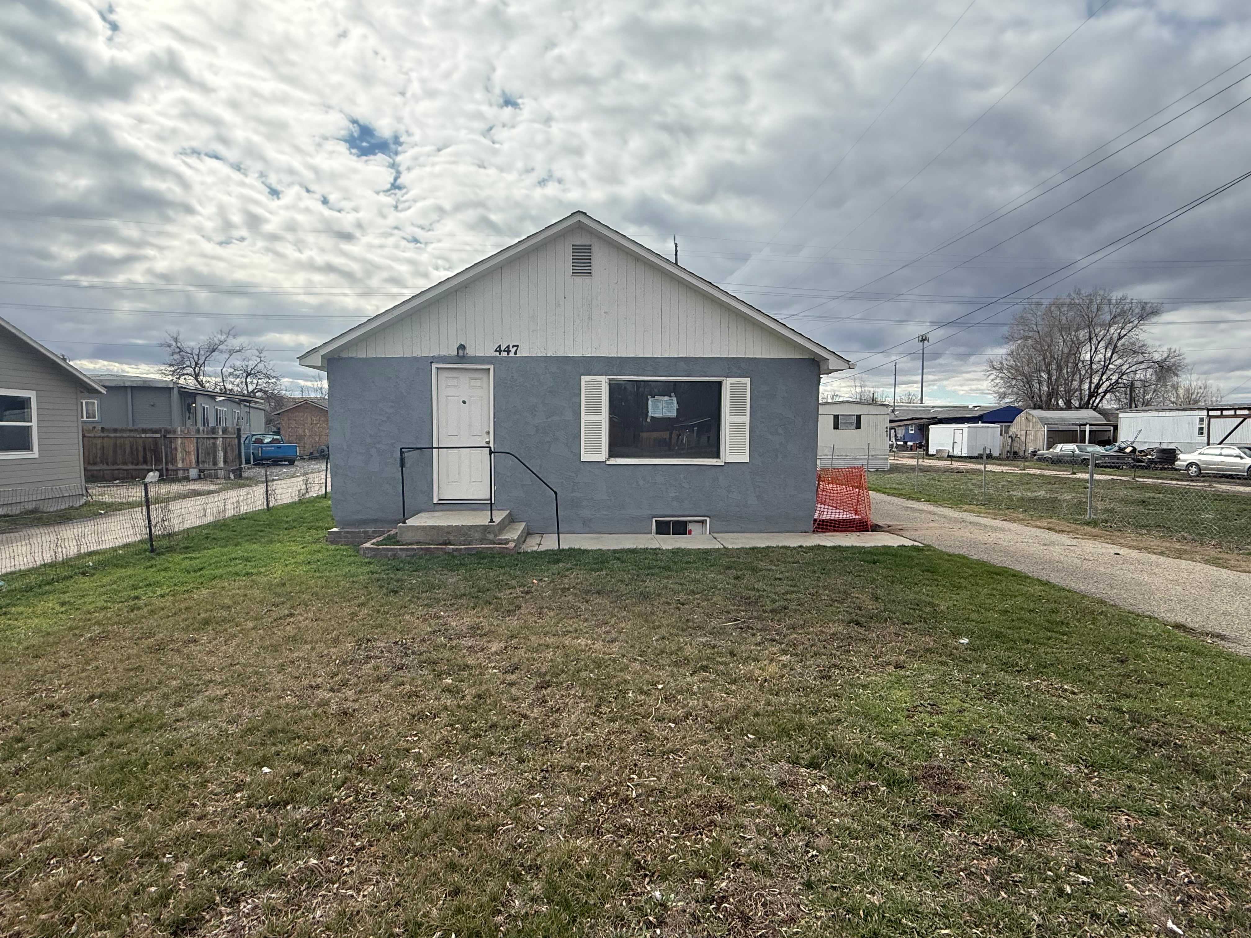 HUD Home — 447 1st St N, Nampa, ID 83687 - photo 1