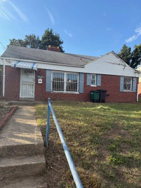 HUD Home — 6902 Adel St, Capitol Heights, MD 20743 — photo 1