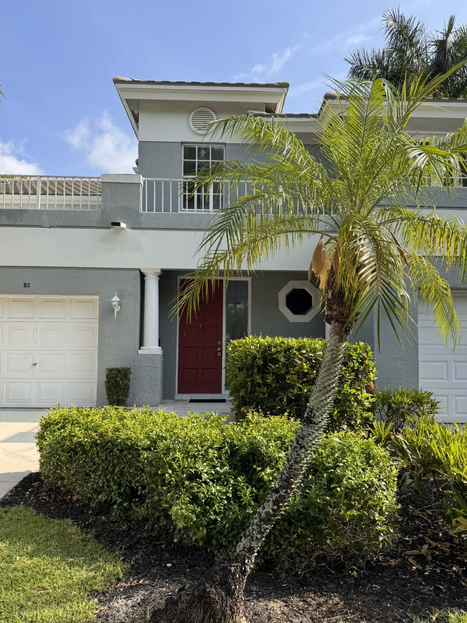 HUD Home — 10291 N. Andover Coach Lane Unit B2, Lake Worth, FL 33467 — photo 1