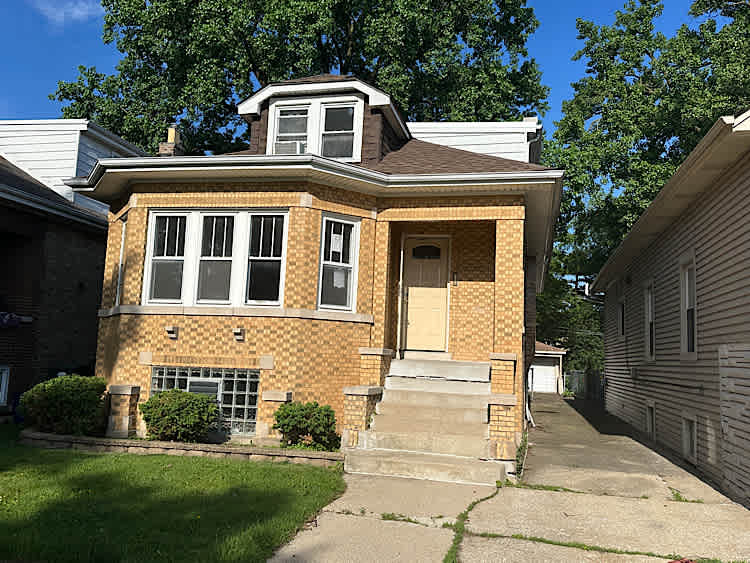 HUD Home — 2514 N 79th Ave, Elmwood Park, IL 60707 - photo 1