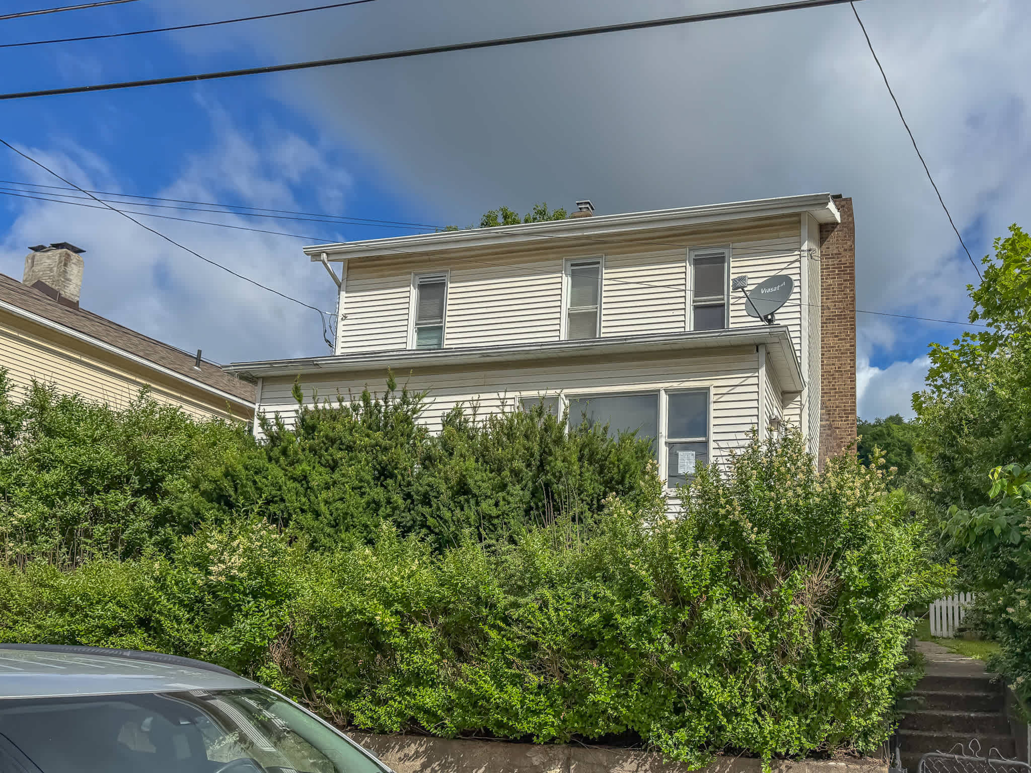 HUD Home — 220 W 10th Ave 02, Tarentum, PA 15084 - photo 1