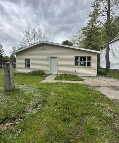 HUD Home — 1020 R G Curtiss Av, Lansing, MI 48911 — photo 1