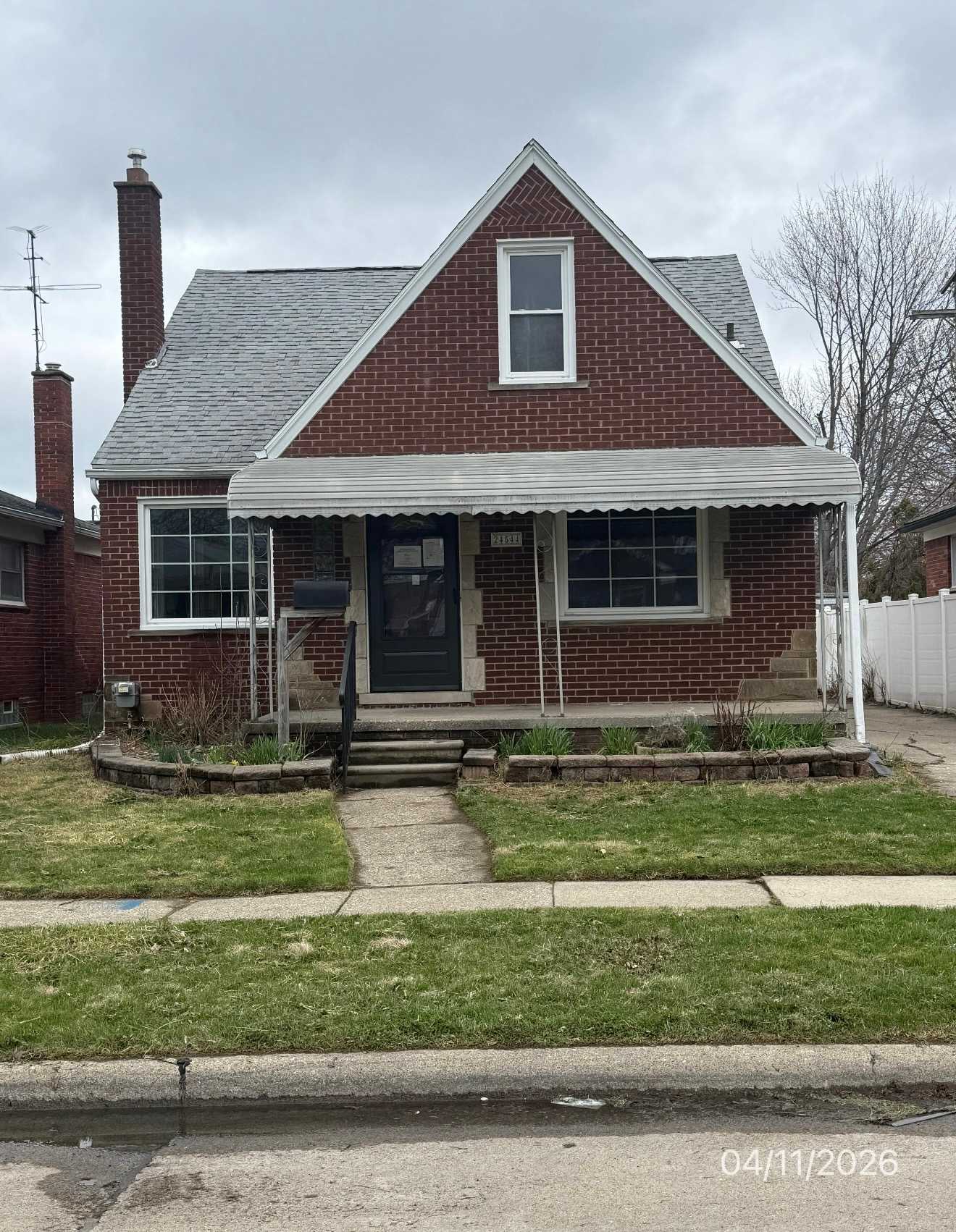 HUD Home — 24544 Phlox Ave, Eastpointe, MI 48021 — photo 1