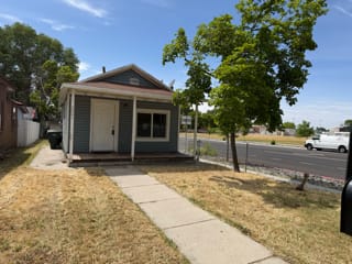 HUD Home — 2001 S Jackson Ave, Ogden, UT 84401 - photo 1