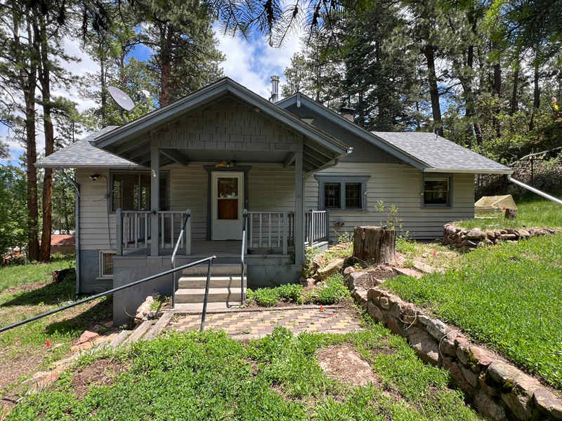 HUD Home — 8954 Grand Avenue, Beulah, CO 81023 — photo 1