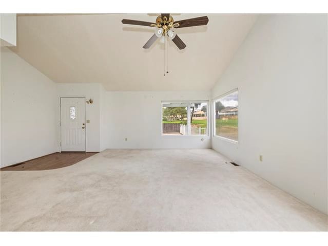 HUD Home — 40944 Lincoln Pl, Cherry Valley, CA 92223 - photo 4