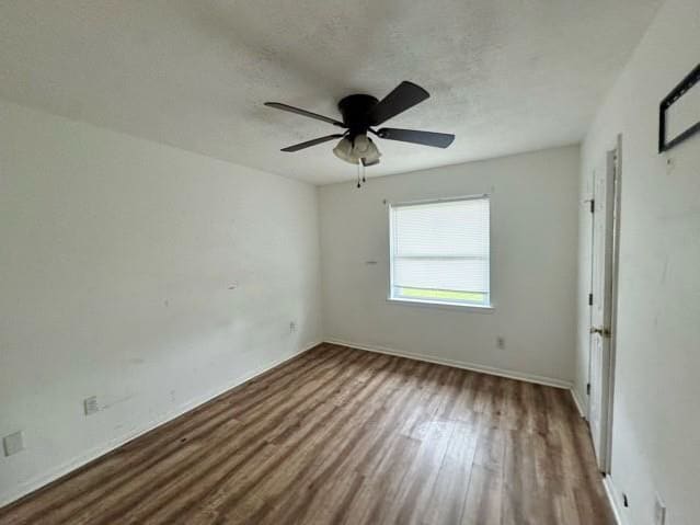 HUD Home — 5176 Mt Revarb Dr, Marrero, LA 70072 - photo 4