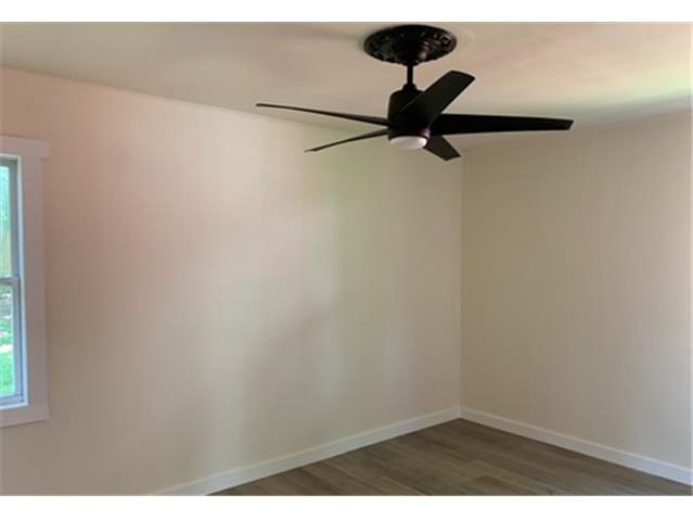 HUD Home — 286 Booker St SW, Atlanta, GA 30315 - photo 4